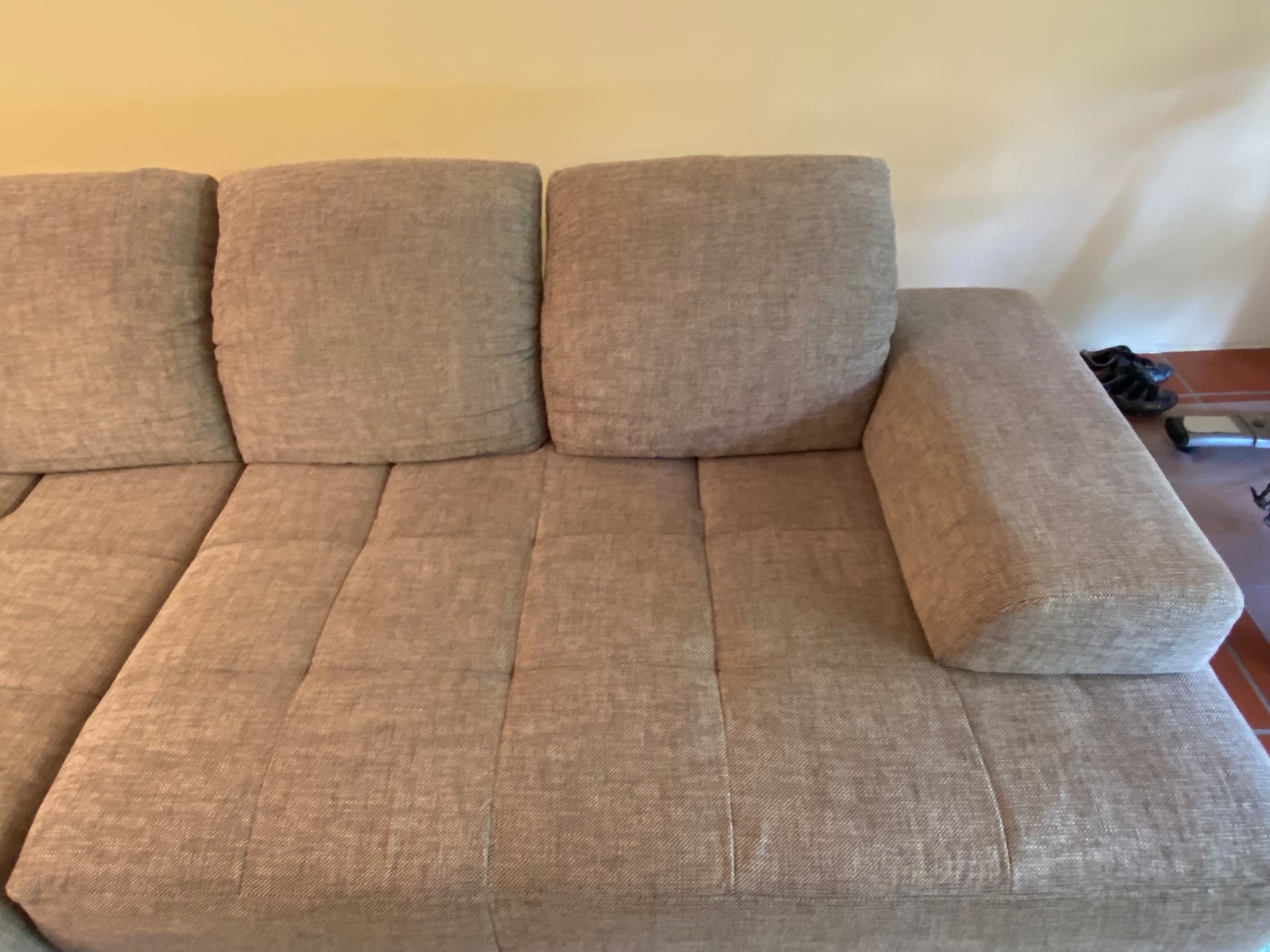 Wohnlandschaft beige Chenille · München nachher