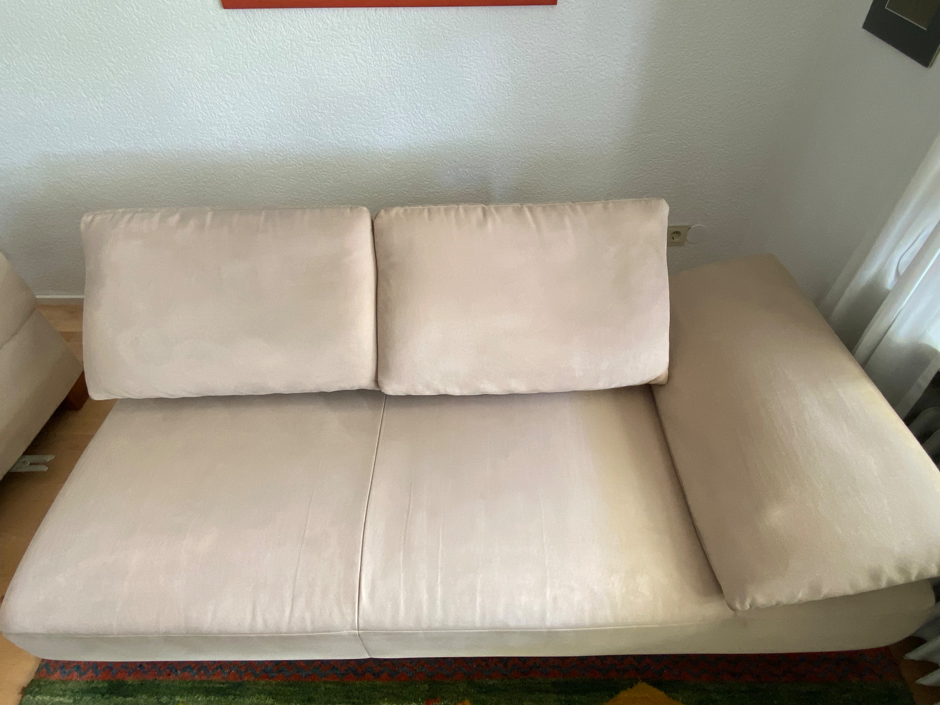 Microfaser-Sofa creme · München nachher
