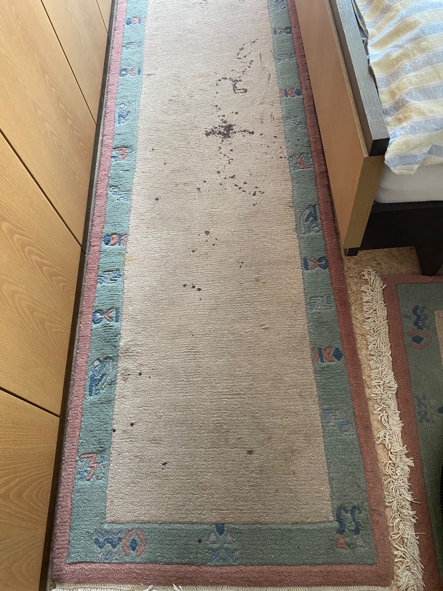 Läufer beige Detail · Bayern vorher