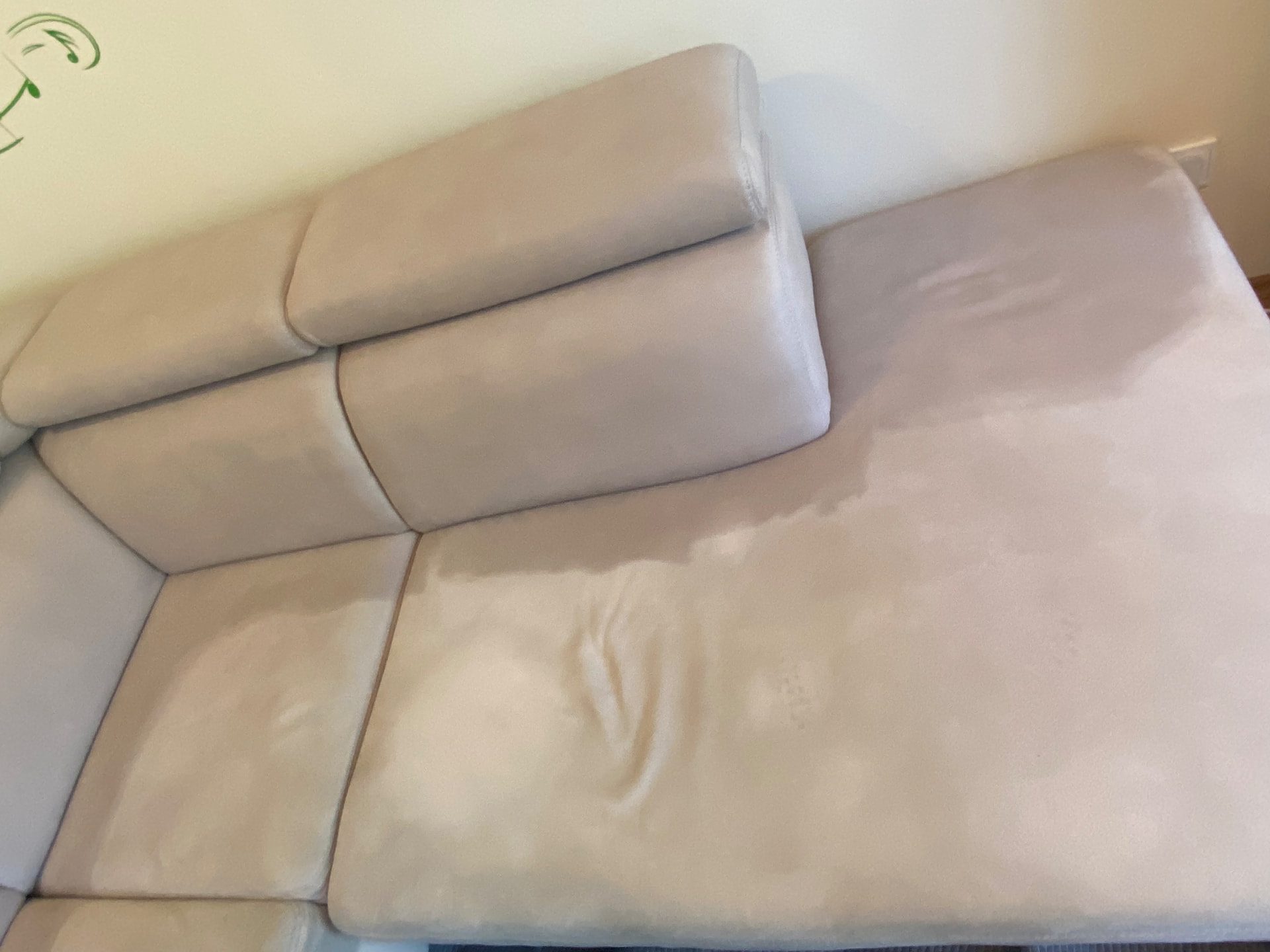 Ecksofa beige · Bayern vorher